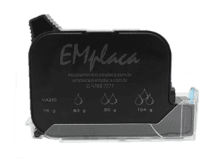 Para materiais porosos como papel, tecido e madeira, os cartuchos à base de água são a escolha perfeita. Eles garantem que a tinta seja absorvida de forma eficaz, resultando em impressões nítidas e duradouras. Por outro lado, para superfícies não porosas como plástico e metal, os cartuchos à base de solvente realizam um ótimo trabalho, aderindo à superfície como se fossem uma única entidade.